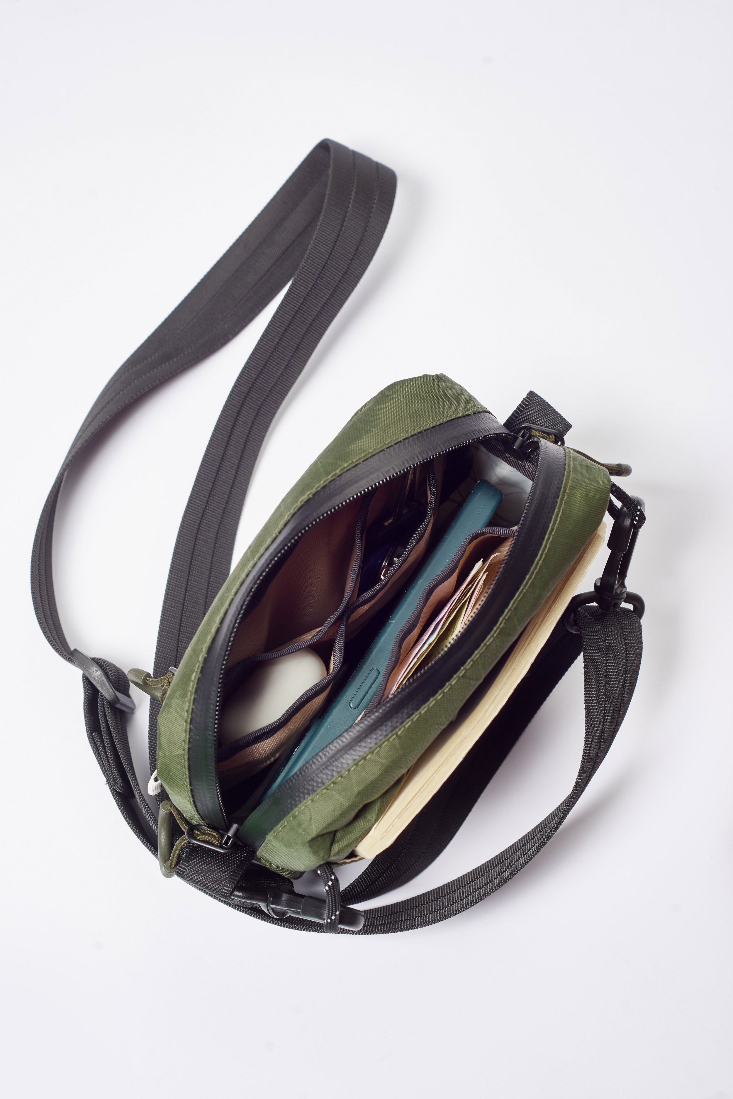 Karmash city mini bag. Handmade Waist Bag – Durable and Waterproof Ecopak Сrossbody Pack. Size: 18x12x5 cm.